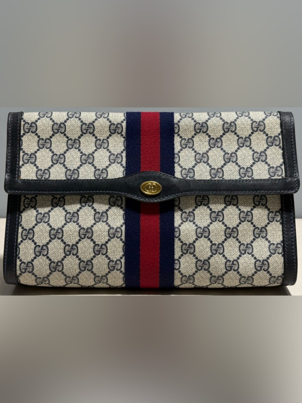 Gucci Vintage GG Supreme Sherry Line Clutch Bag